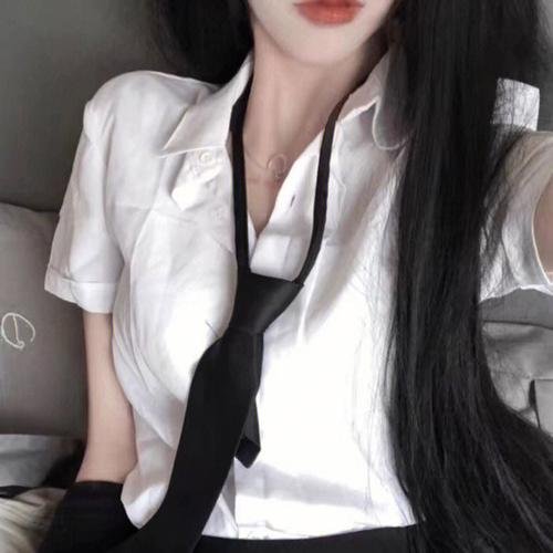 姊姊妹妹站起来